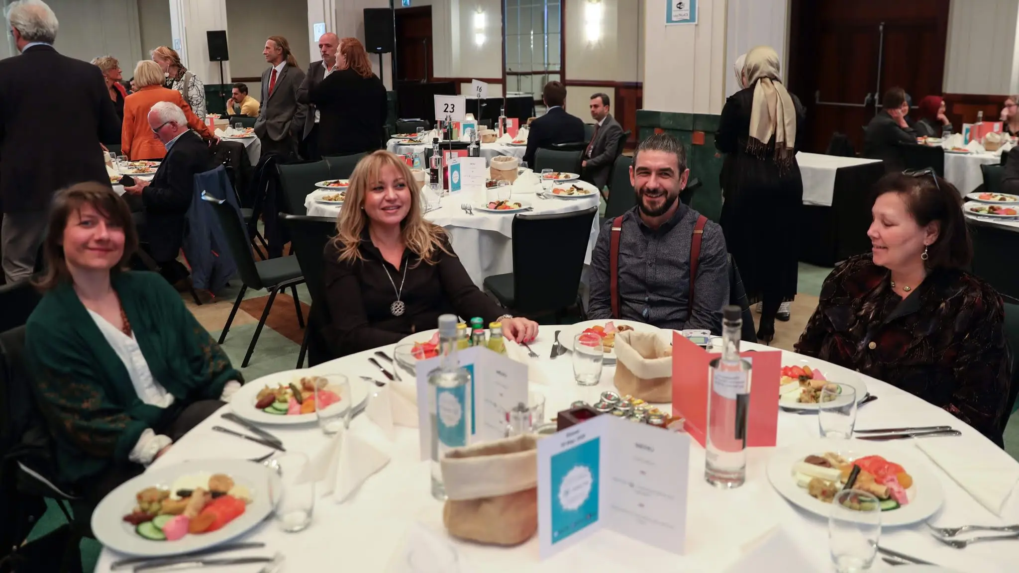 news-gezelligheid-en-samenhorigheid-troef-op-37